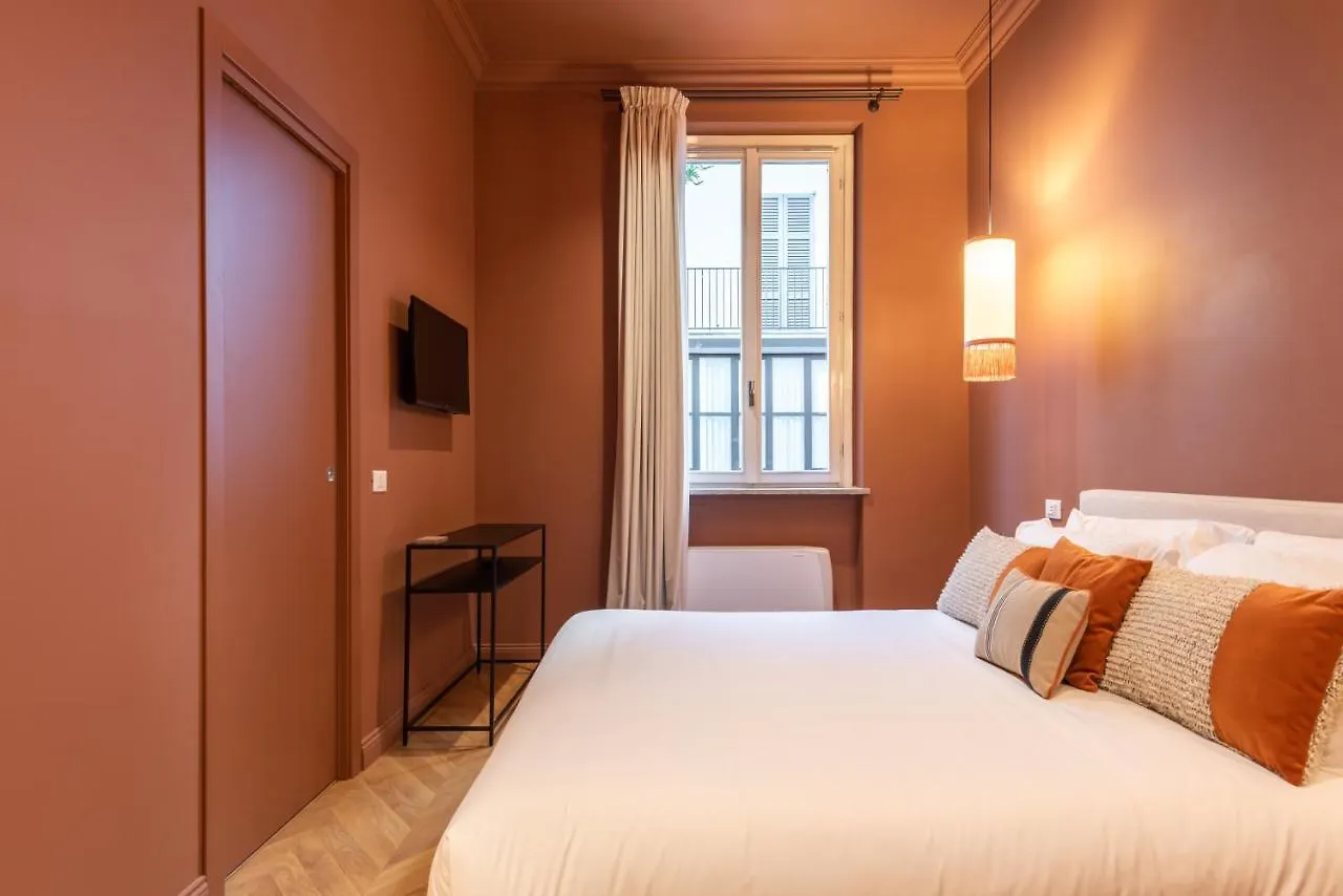 Hotel The Couper Spiga Milán 0*,  Italia