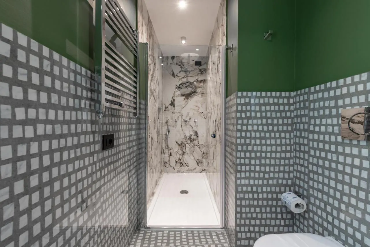Hotel The Couper Spiga Milán Italia